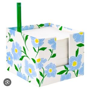Kate Spade, NWT, Blue Floral Notecube with Green Pen